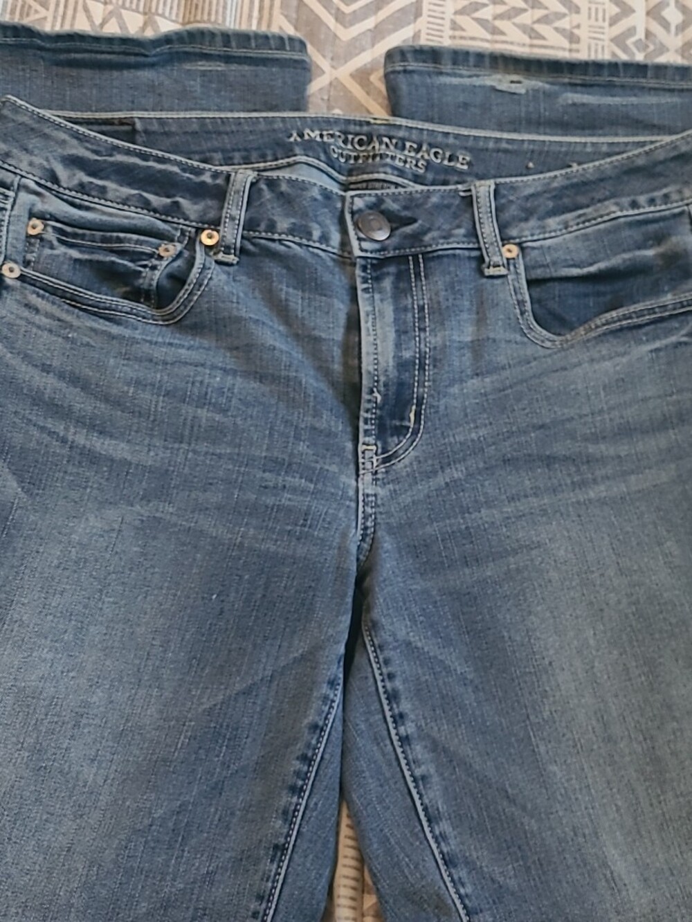 American Eagle Outfitters Women's Super Stretch Boyfriend Jeans - Classic Wash